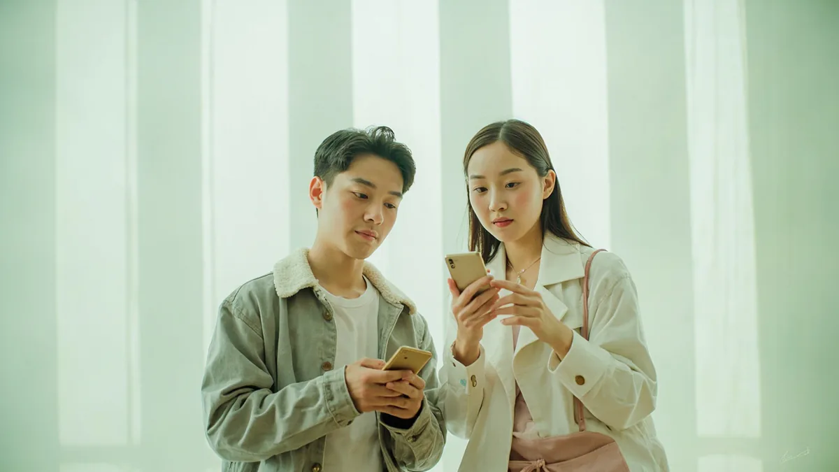 중국어로 "위챗으로 연락할게" — 我给你发微信 (wǒ gěi nǐ fā wēixìn)